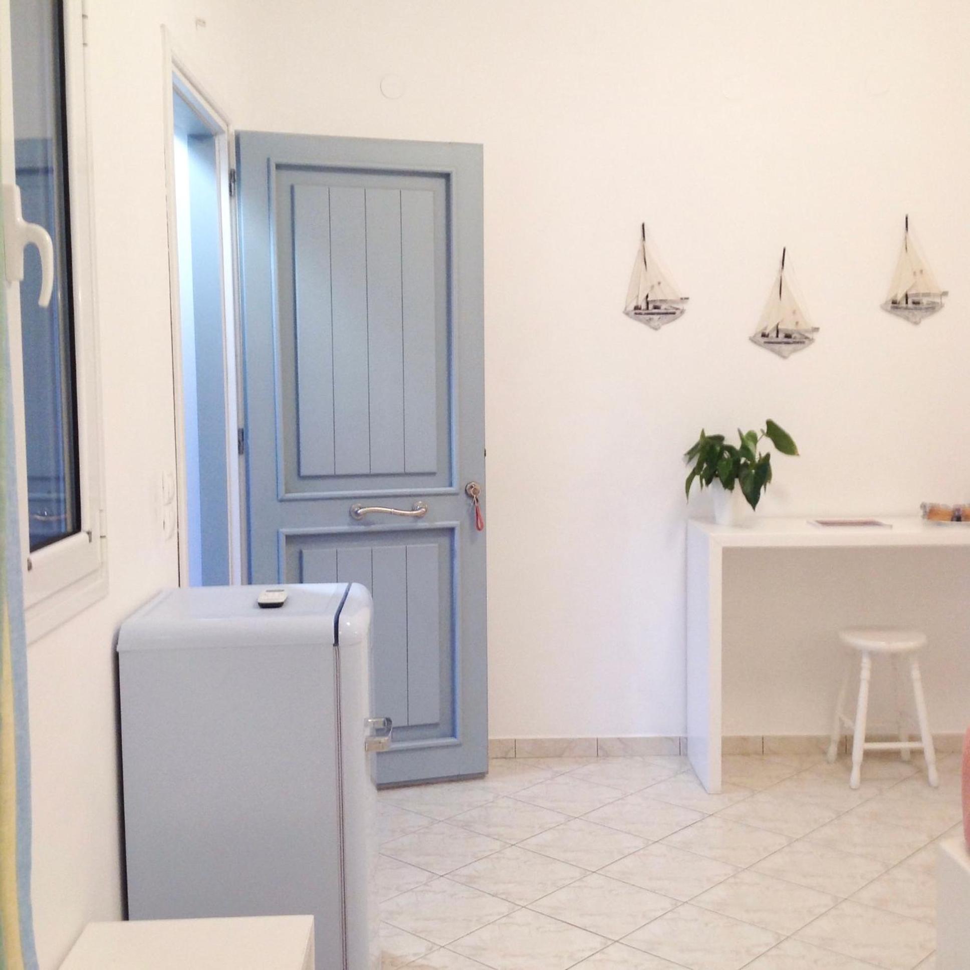 Anita Rooms & Suites Milos Adámasz Kültér fotó